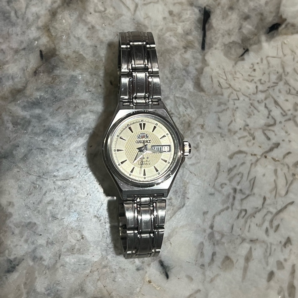 ORIENT AUTOMATIC CLASSIC
WOMEN WATCH